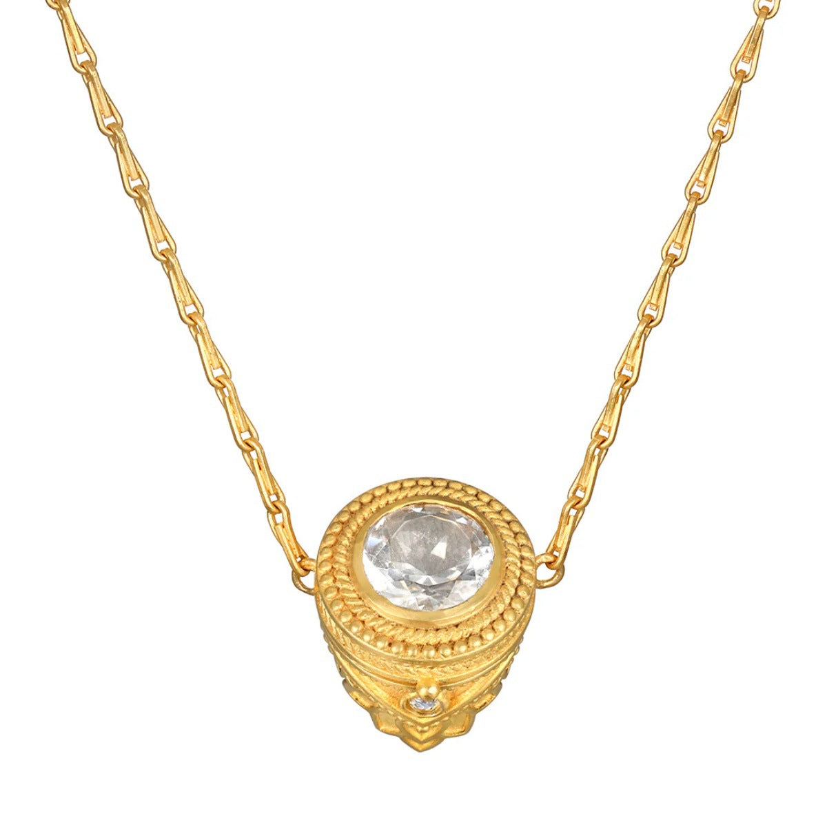 Eternal Fang Talisman Necklace – Guardian of Strength and Destiny