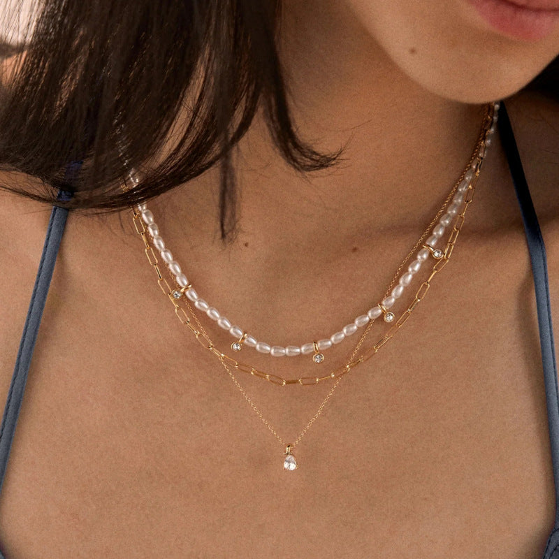 Aphrodite’s Grace Necklace – A Modern Talisman of Elegance and Harmony