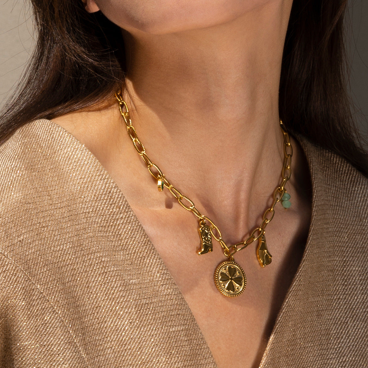 Clover Talisman Necklace – Divine Symbol of Fortune and Protection